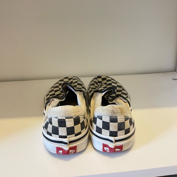 Checkered vans - Picture 3 of 3